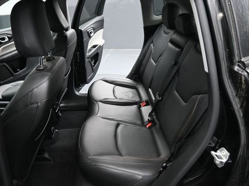 Used 2022 Jeep Compass Limited AWD/4WD image 11