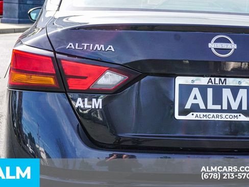 Used 2023 Nissan Altima 2.5 SV image 13