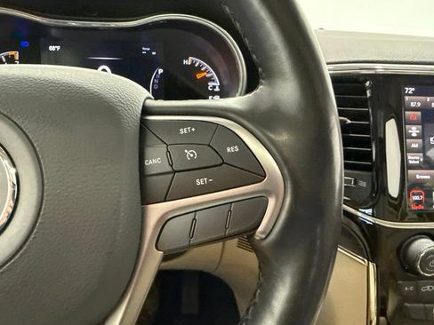 Used 2021 Jeep Grand Cherokee Limited AWD/4WD image 27