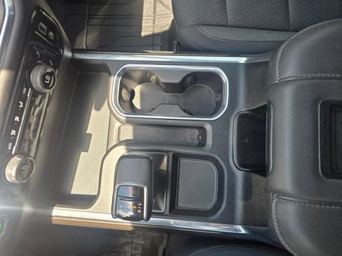 Used 2022 Chevrolet Silverado 1500 LT w/ Protection Package AWD/4WD image 22