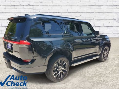 Used 2025 Lexus GX 550 w/ Accessory Package (Z1) AWD/4WD image 4