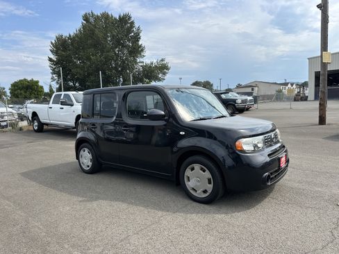 Used 2013 Nissan Cube 1.8 S w/ Interior Designer Pkg image 7