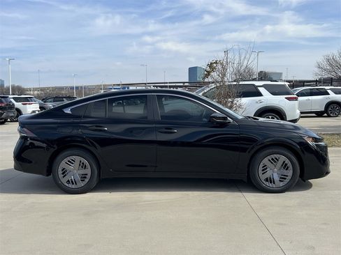 New 2026 Nissan Sentra S image 3