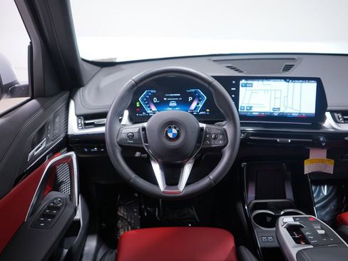 Used 2023 BMW X1 xDrive28i w/ Convenience Package image 11