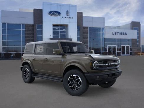 New 2025 Ford Bronco Outer Banks image 7