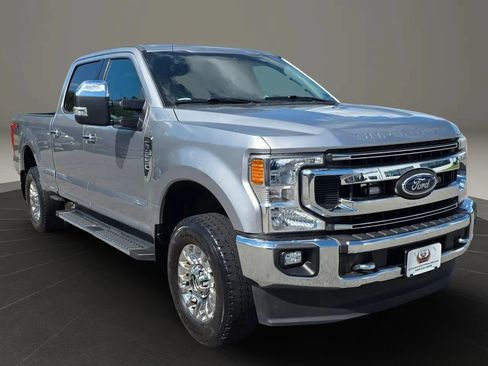 Used 2020 Ford F250 XLT w/ XLT Premium Package AWD/4WD image 7