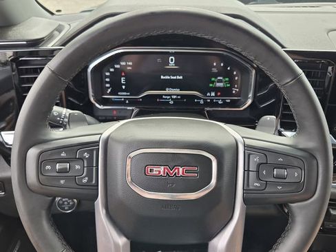 Used 2024 GMC Sierra 1500 Elevation w/ Elevation Premium Package AWD/4WD image 28