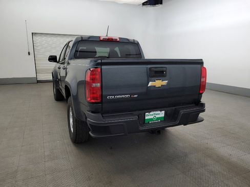 Used 2019 Chevrolet Colorado W/T w/ WT Convenience Package AWD/4WD image 6