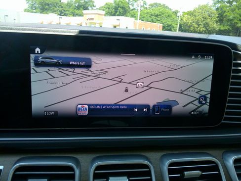 Used 2024 Mercedes-Benz GLS 450 4MATIC image 67