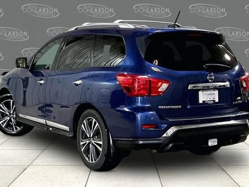 Used 2018 Nissan Pathfinder S image 5