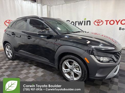 Used 2023 Hyundai Kona SEL FWD image 1