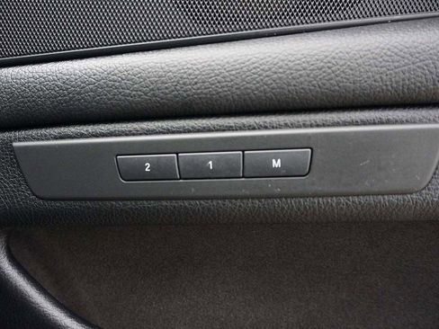 Used 2013 BMW 535i xDrive Sedan AWD/4WD image 38