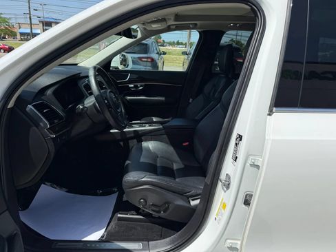 Used 2018 Volvo XC90 T6 Momentum w/ Momentum Plus Package AWD/4WD image 20
