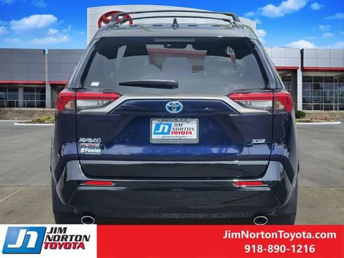 Used 2024 Toyota RAV4 XSE AWD/4WD image 6