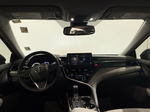 Used 2022 Toyota Camry SE w/ Audio Upgrade Package image 11