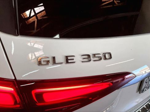 Used 2025 Mercedes-Benz GLE 350 4MATIC image 10