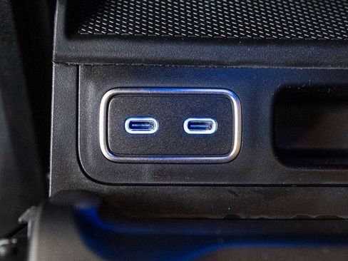 New 2026 Mercedes-Benz GLS 450 4MATIC image 33