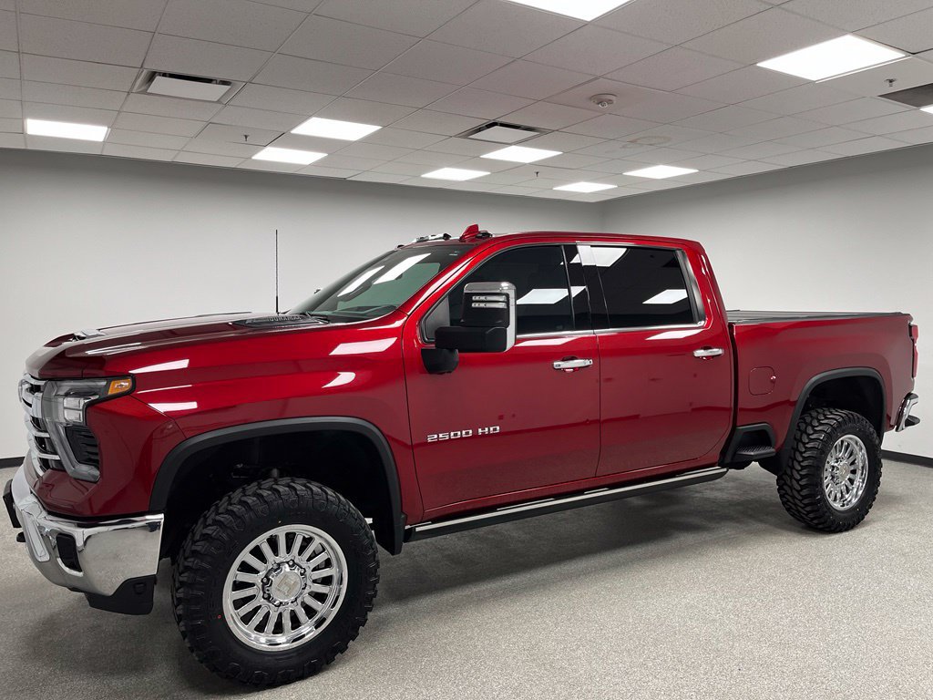 Used 2024 Chevrolet Silverado 2500 LTZ w/ LTZ Plus Package AWD/4WD image 6
