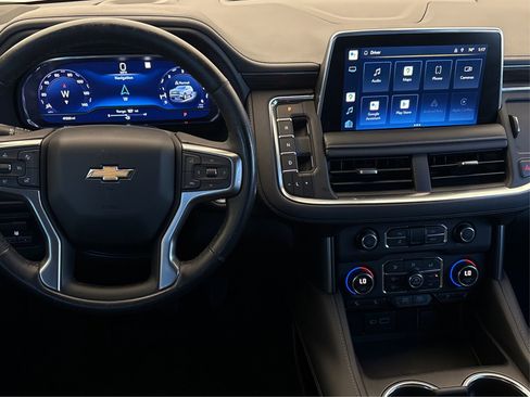 Used 2022 Chevrolet Tahoe LT w/ LT Signature Package image 16