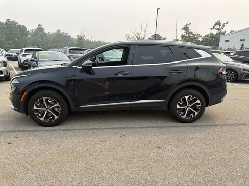 Certified 2024 Kia Sportage EX AWD/4WD image 4