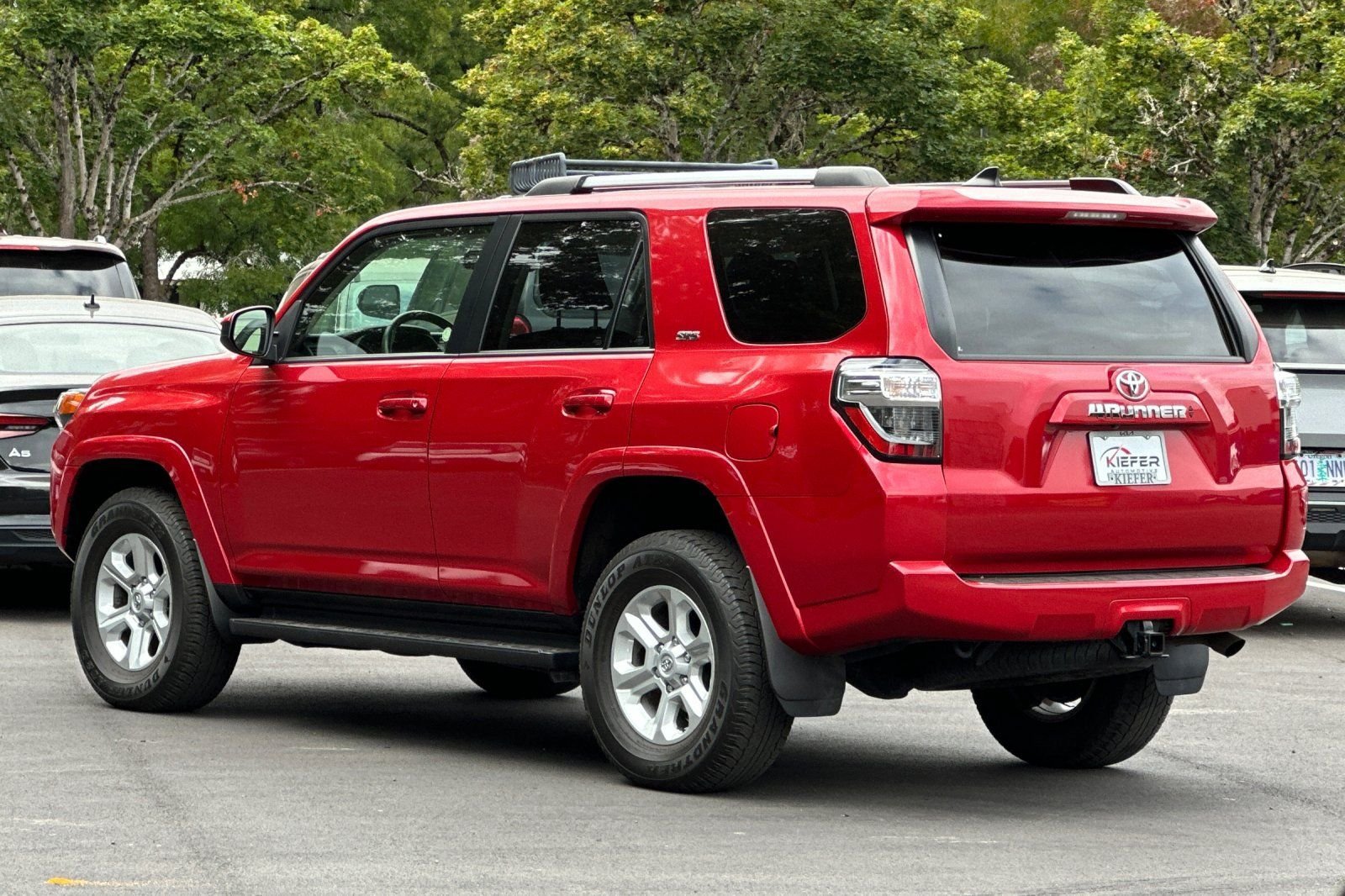 Used 2024 Toyota 4Runner SR5 AWD/4WD image 6