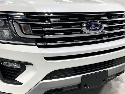 Used 2021 Ford Expedition XLT image 38