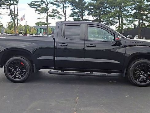 Certified 2022 Chevrolet Silverado 1500 RST w/ Redline Edition image 9