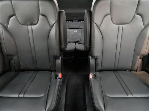 Used 2023 Kia Sorento SX AWD/4WD image 13