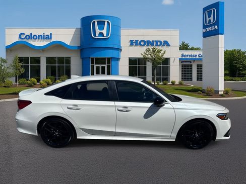 Used 2024 Honda Civic Sport image 8