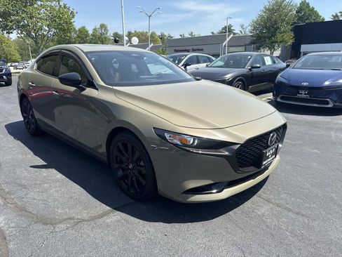 Used 2025 MAZDA MAZDA3 s AWD/4WD image 10