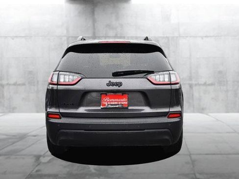 Used 2023 Jeep Cherokee Altitude Lux image 5