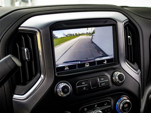 Used 2022 GMC Sierra 3500 SLE w/ SLE Convenience Package AWD/4WD image 39