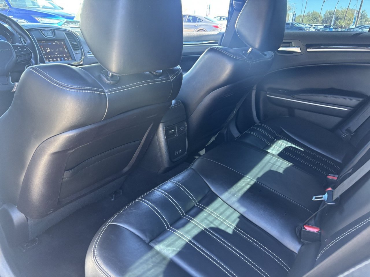Used 2019 Chrysler 300 S w/ 300S Premium Group RWD image 15