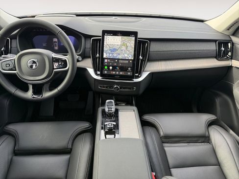 New 2025 Volvo XC90 T8 Ultra w/ Protection Package Premier image 10