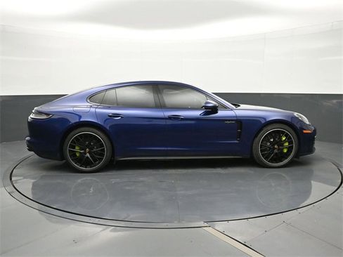 Used 2023 Porsche Panamera 4S w/ Premium Package image 23