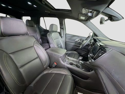 Used 2022 Chevrolet Traverse LT w/ LT Premium Package AWD/4WD image 33