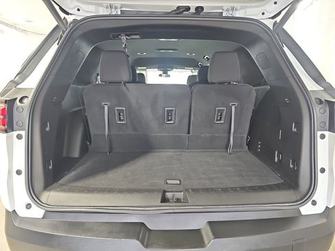 Certified 2023 Chevrolet Traverse LT w/ LPO, Floor Liner Package AWD/4WD image 17