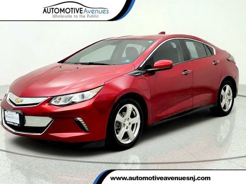 Used 2018 Chevrolet Volt LT FWD image 1