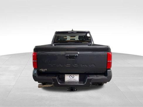 Used 2025 Toyota Tacoma SR5 image 8
