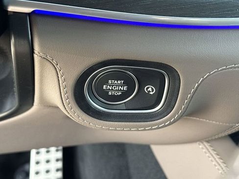 New 2025 Mercedes-Benz GLS 580 4MATIC image 15