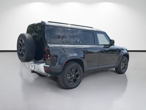 Certified 2025 Land Rover Defender 110 S AWD/4WD image 5