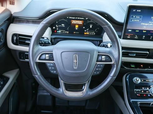 Used 2023 Lincoln Nautilus Reserve w/ Equipment Group 201A AWD/4WD image 9