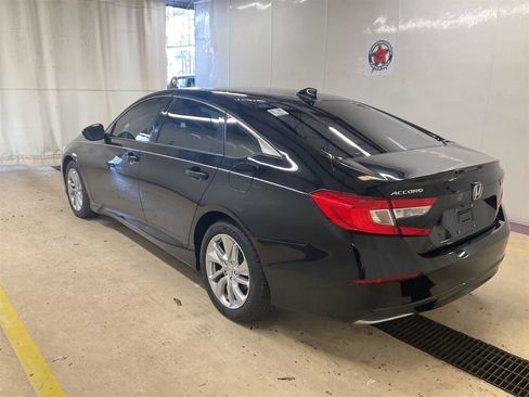 Used 2018 Honda Accord LX image 2