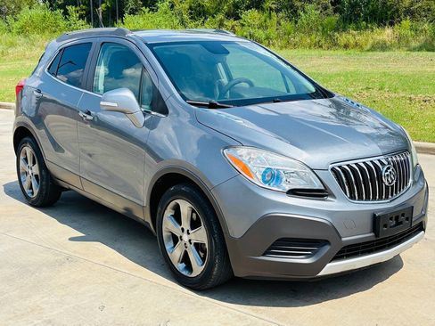 Used 2014 Buick Encore FWD image 2