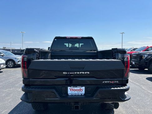 New 2026 GMC Sierra 2500 AT4X AWD/4WD image 40