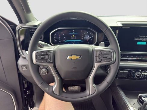 Used 2026 Chevrolet Silverado 1500 LTZ w/ LTZ Premium Package AWD/4WD image 10