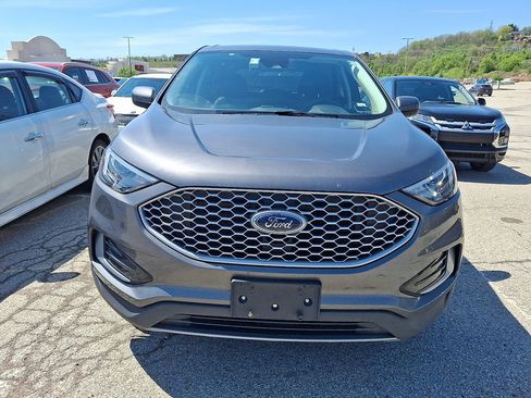 Used 2024 Ford Edge SEL AWD/4WD image 2