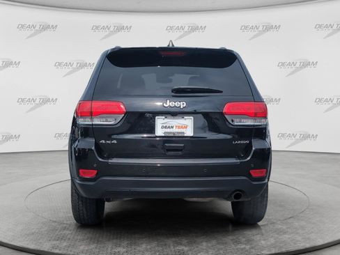 Used 2019 Jeep Grand Cherokee Laredo w/ 18" Wheel & 8.4" Radio Group AWD/4WD image 6