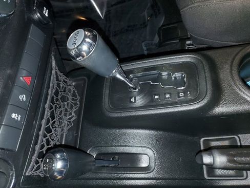Used 2017 Jeep Wrangler Sport w/ Quick Order Package 24S AWD/4WD image 25