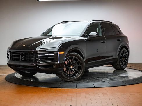 Certified 2026 Porsche Cayenne image 1